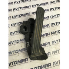 Педаль газу VW Volkswagen Passat B7 2010- 1K2721503AE